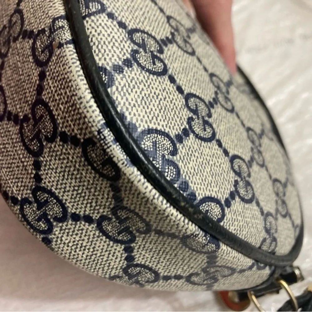 Gucci vintage gg rare crossbody bag - Picture 2 of 12